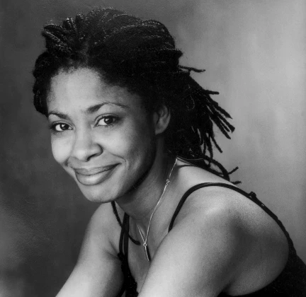 April Reynolds Author Photo