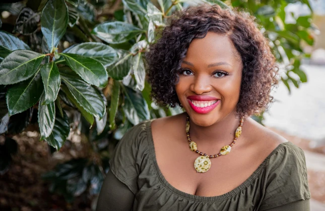 Shara Moon Author Photo
