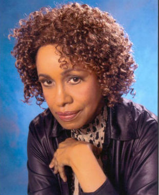 Betty DeRamus Author Photo