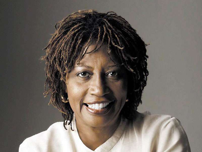 Beverley Manley Author Photo