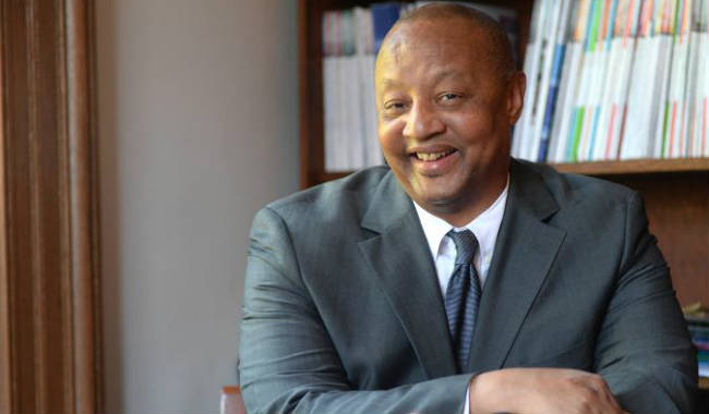 Flores Forbes Author Photo