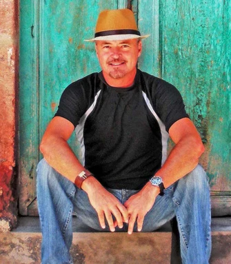 Rafael López Author Photo