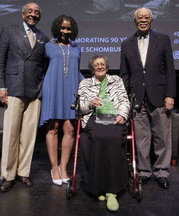 Elinor Des Verney Sinnette Author Photo